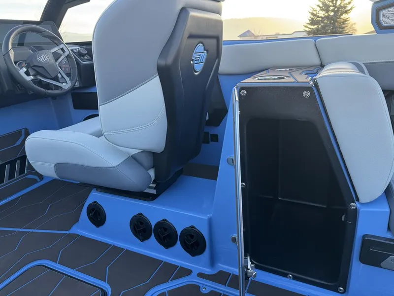 Slide: The Image of Malibu 24 MXZ 2026 - 16