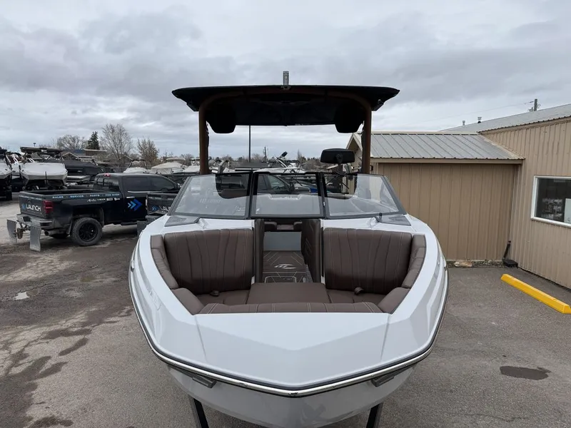Slide: The Image of Malibu 22 LSV 2026 - 1