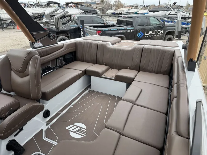 Slide: The Image of Malibu 22 LSV 2026 - 13