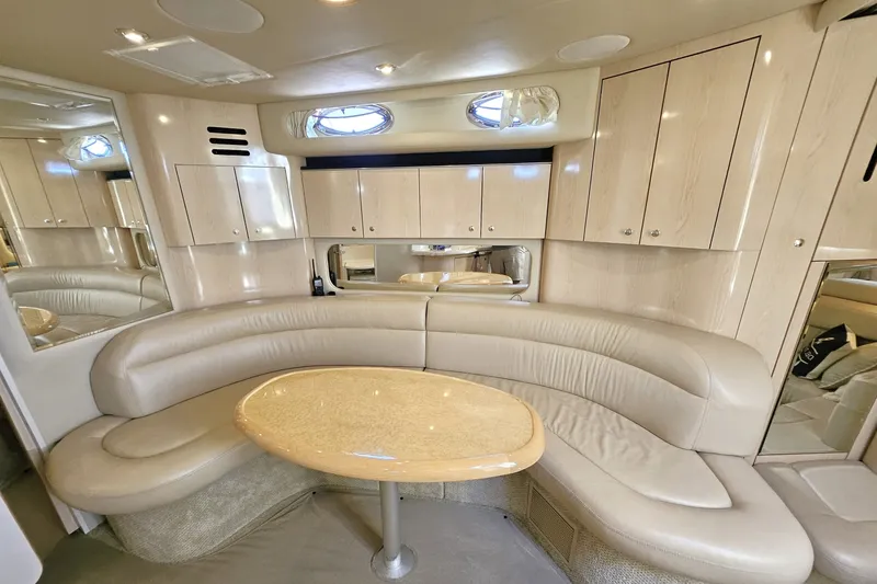 Slide: The Image of Sea Ray 380 Sundancer 2003 - 24