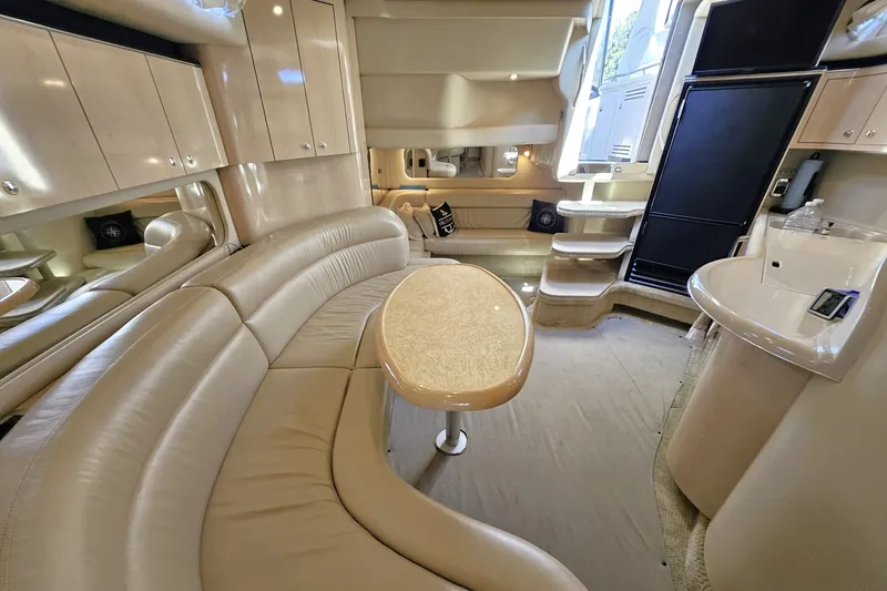 Slide: The Image of Sea Ray 380 Sundancer 2003 - 29