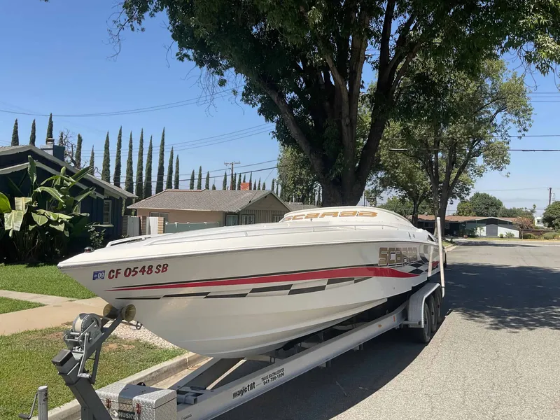 The Image of Wellcraft 33 Scarab AVS 2001 - 0