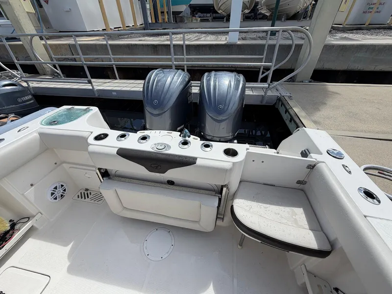 Slide: The Image of Sailfish 290 CC 2023 - 30