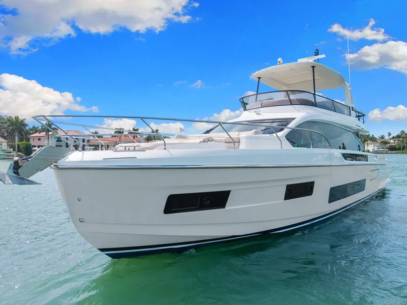 Slide: The Image of Azimut FLY 62 2026 - 12