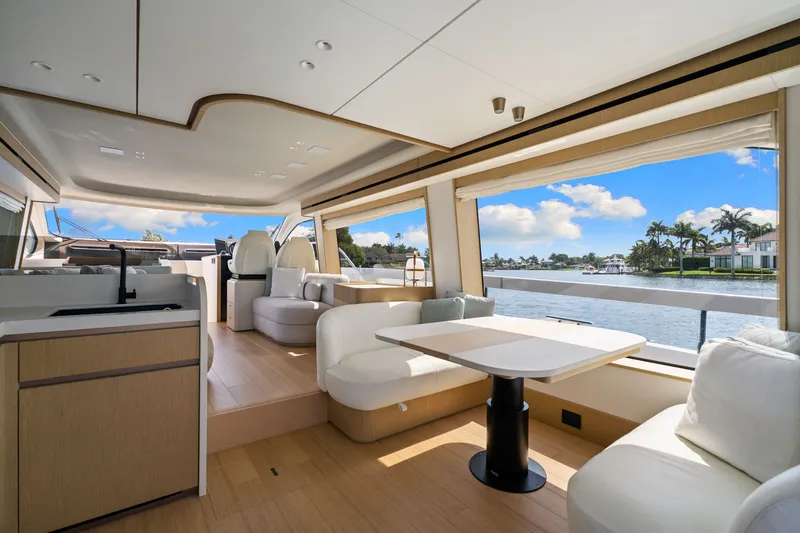 Slide: The Image of Azimut FLY 62 2026 - 36