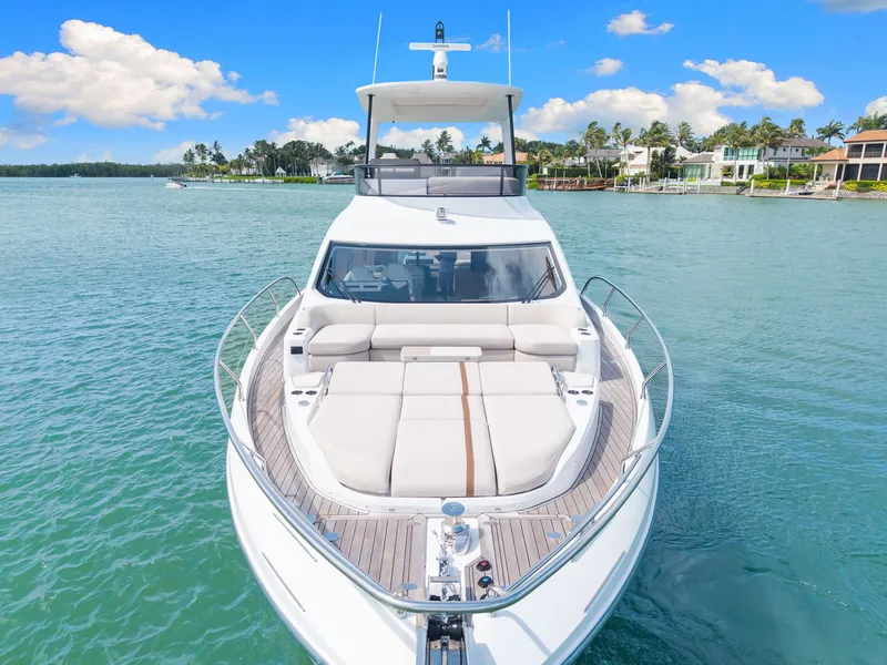 Slide: The Image of Azimut FLY 62 2026 - 4
