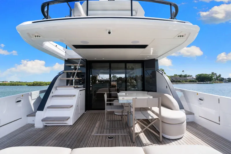 Slide: The Image of Azimut FLY 62 2026 - 47