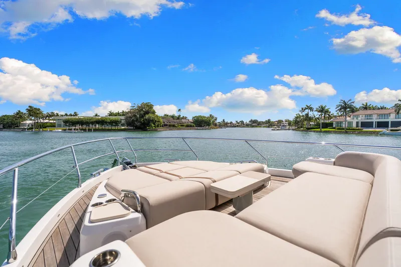 Slide: The Image of Azimut FLY 62 2026 - 51