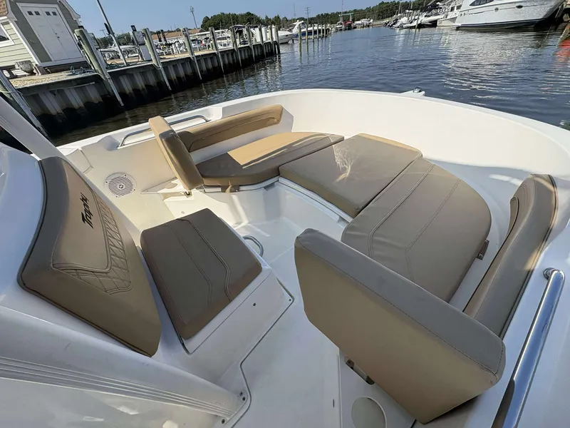 Slide: The Image of Bayliner T20CC 2022 - 22