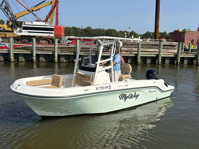 Slide: The Image of Bayliner T20CC 2022 - 9