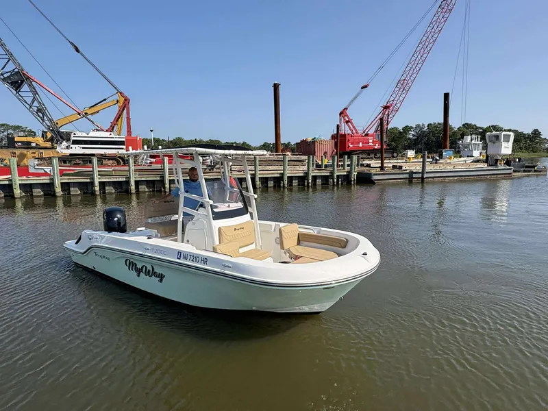 Slide: The Image of Bayliner T20CC 2022 - 15