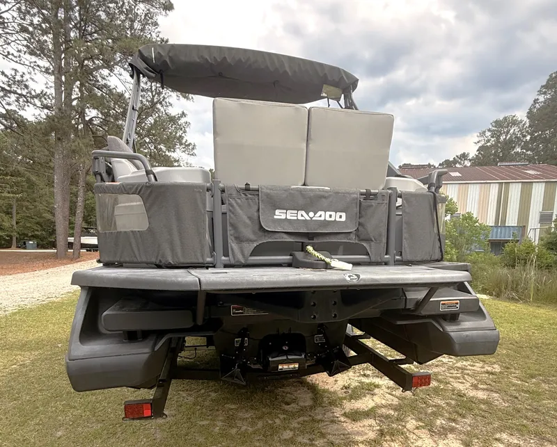 Slide: The Image of Sea-Doo Switch Sport 21' 2022 - 9
