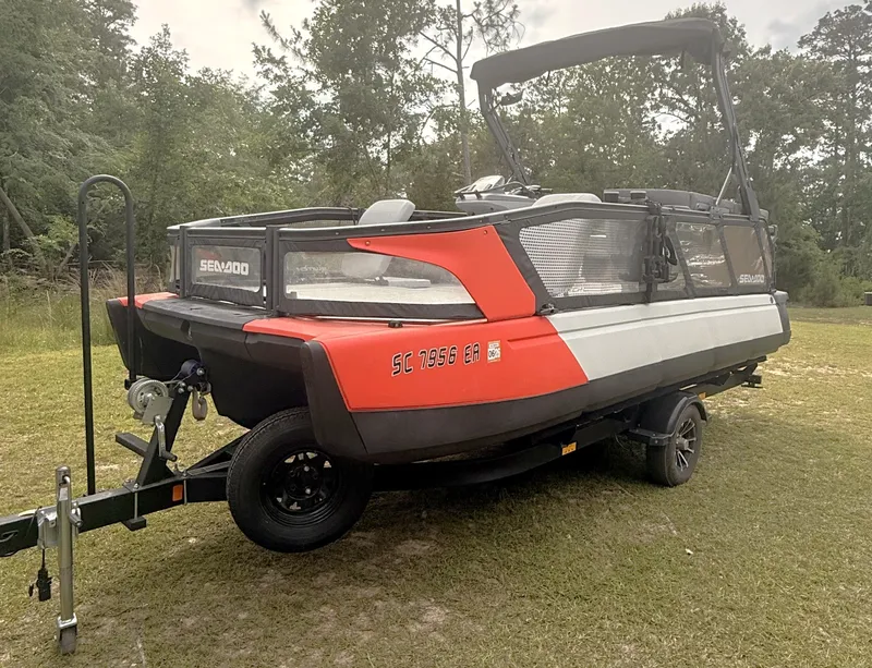 Slide: The Image of Sea-Doo Switch Sport 21' 2022 - 10