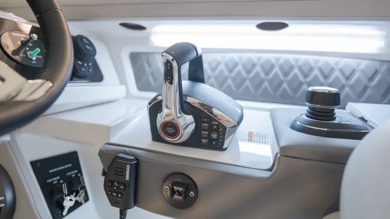 Slide: The Image of Sea Ray SLX 310 Outboard 2026 - 20