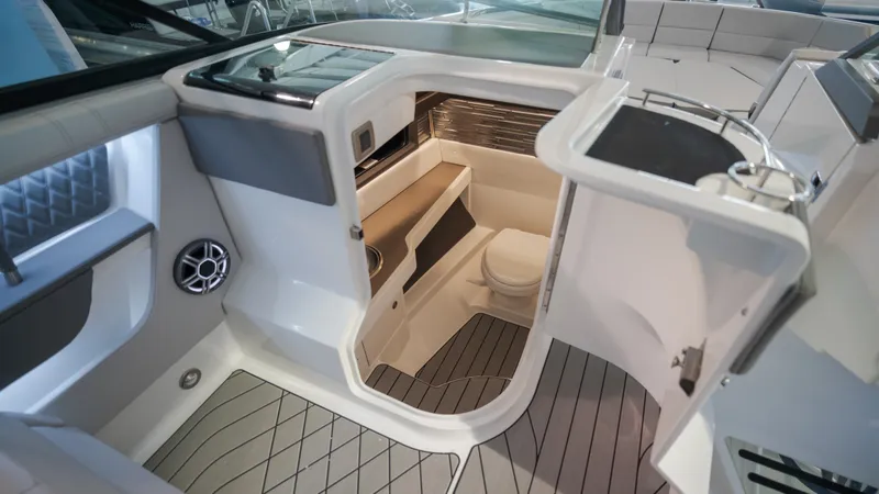 Slide: The Image of Sea Ray SLX 310 Outboard 2026 - 24