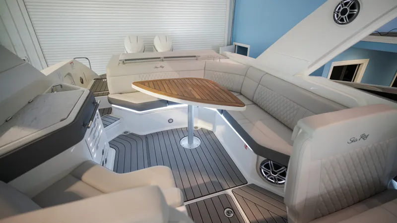 Slide: The Image of Sea Ray SLX 310 Outboard 2026 - 26