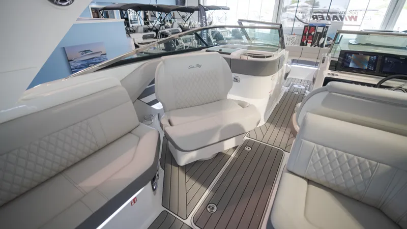 Slide: The Image of Sea Ray SLX 310 Outboard 2026 - 27