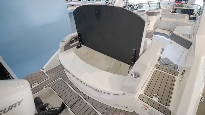 Slide: The Image of Sea Ray SLX 310 Outboard 2026 - 37