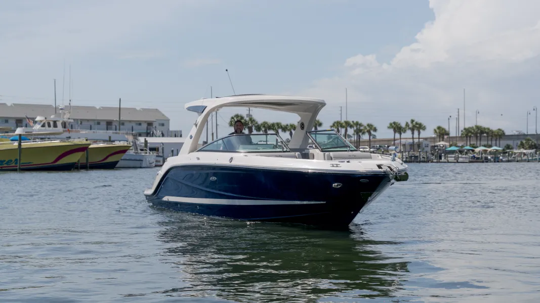Slide: The Image of Sea Ray SLX 310 Outboard 2026 - 4