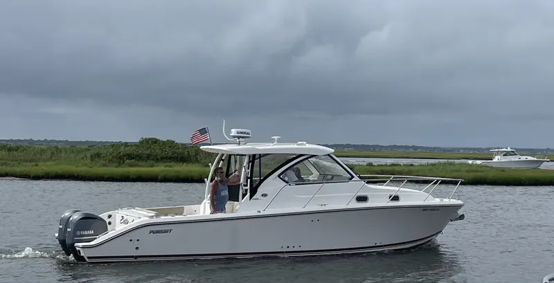 The Image of Pursuit 325 OS OFFSHORE 2015 - 0