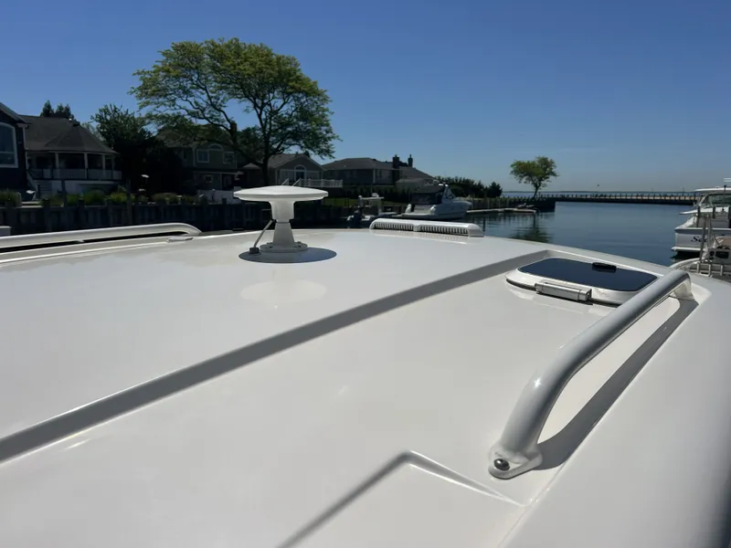 Slide: The Image of Pursuit 325 OS OFFSHORE 2015 - 36