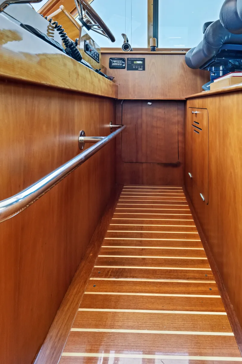 Slide: The Image of Hinckley Yachts TALARIA 55MY 2007 - 23