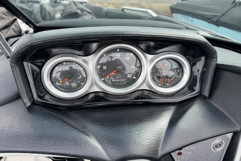 Slide: The Image of Mastercraft XT22 2018 - 26