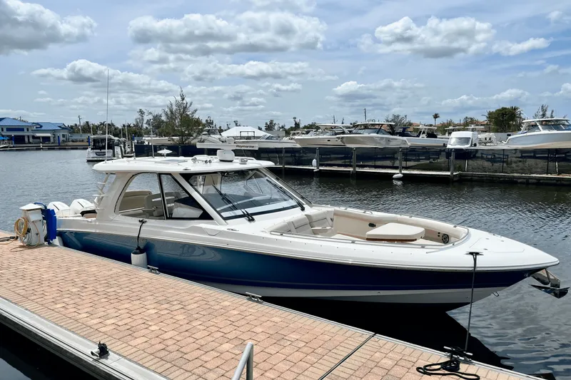 Slide: The Image of Boston Whaler 380 REALM 2022 - 2