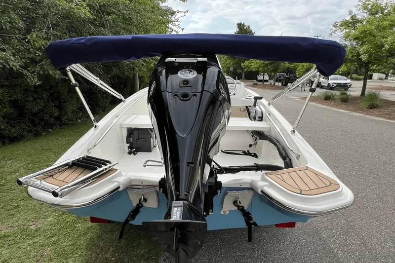 Slide: The Image of Boston Whaler 130 Super Sport 2025 - 1
