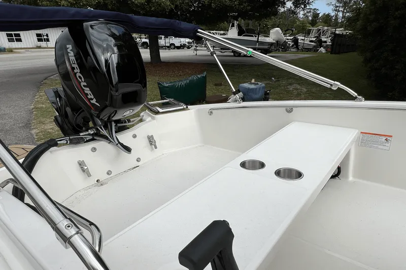 Slide: The Image of Boston Whaler 130 Super Sport 2025 - 2