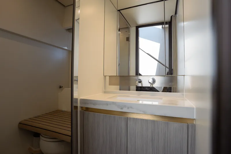 Slide: The Image of Azimut AZ 60-FLY 2019 - 58