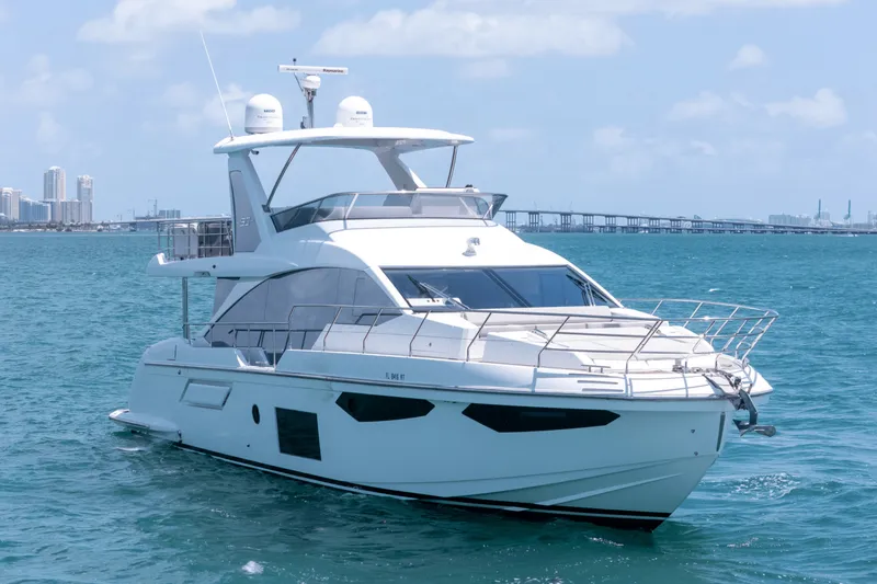 Slide: The Image of Azimut AZ 60-FLY 2019 - 6