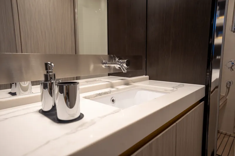 Slide: The Image of Azimut AZ 60-FLY 2019 - 62