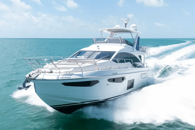 Slide: The Image of Azimut AZ 60-FLY 2019 - 8