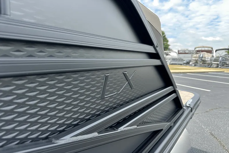 Slide: The Image of Bennington 23LXS 2025 - 20