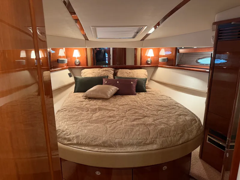 Slide: The Image of Sea Ray 52 SEDAN BRIDGE 2009 - 48