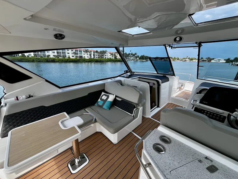 Slide: The Image of Aquila 36 2019 - 16