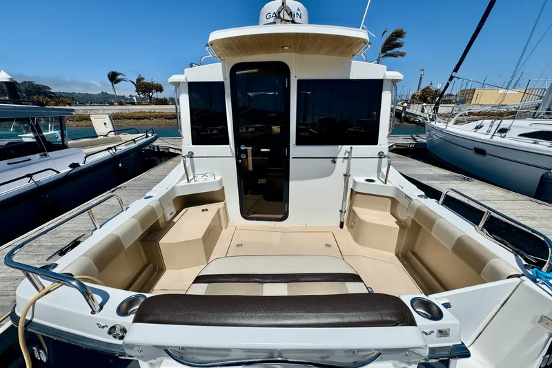 Slide: The Image of Cutwater C26 2015 - 15