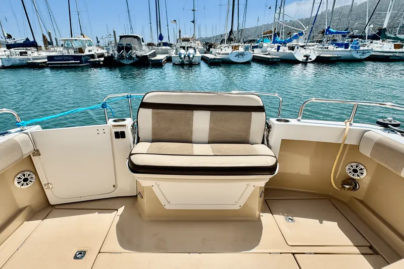 Slide: The Image of Cutwater C26 2015 - 17