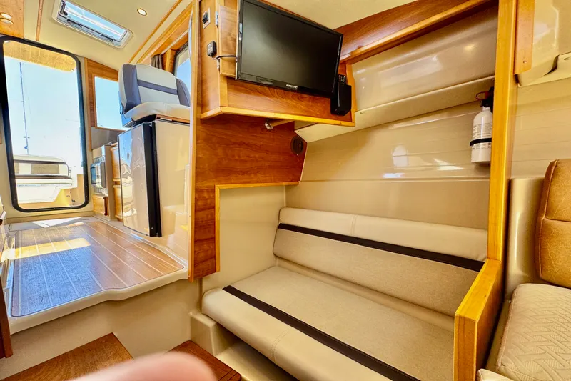 Slide: The Image of Cutwater C26 2015 - 35