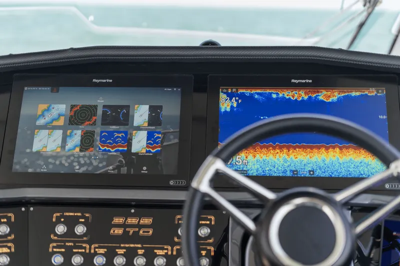 Slide: The Image of Galeon 325 GTO 2024 - 30