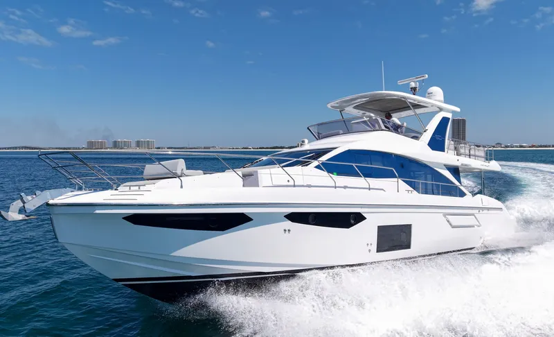 Slide: The Image of Azimut 60 FLY 2019 - 2