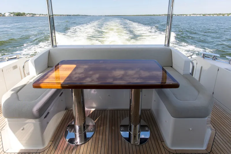 Slide: The Image of Azimut 60 FLY 2019 - 23