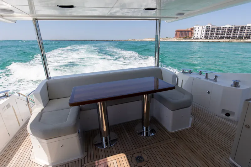 Slide: The Image of Azimut 60 FLY 2019 - 25