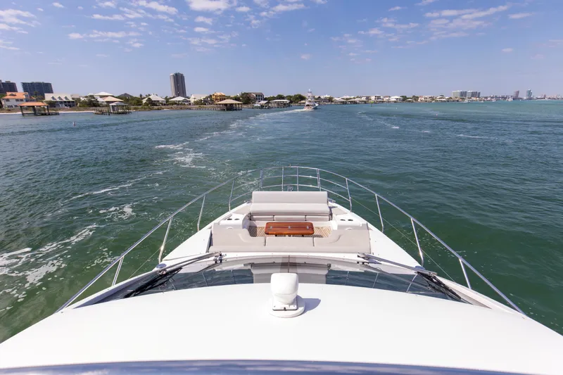 Slide: The Image of Azimut 60 FLY 2019 - 45