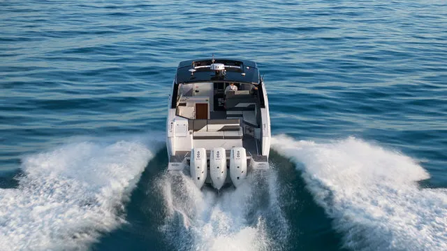 Slide: The Image of Cruisers 38 GLS 2021 - 129