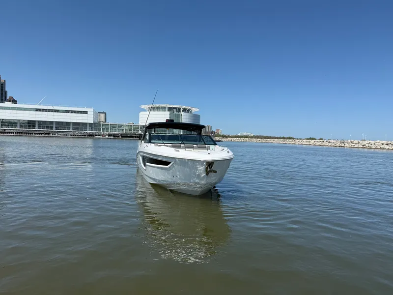Slide: The Image of Cruisers 38 GLS 2021 - 74