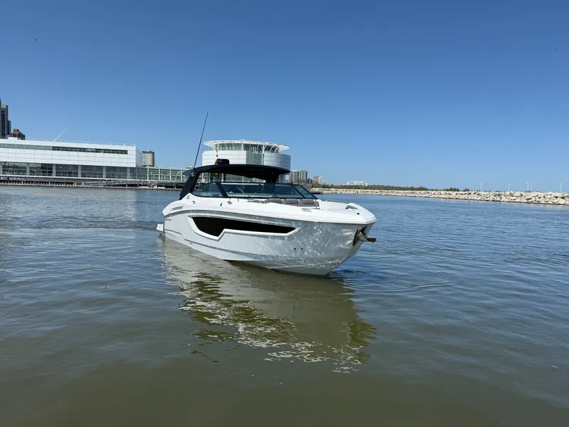 Slide: The Image of Cruisers 38 GLS 2021 - 78