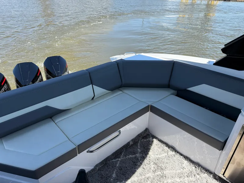 Slide: The Image of Cruisers 38 GLS 2021 - 99