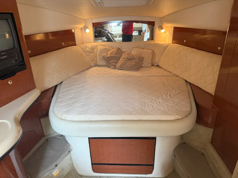 Slide: The Image of Sea Ray Sundancer 320 2003 - 13